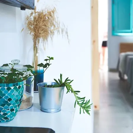 Comfy & Cozy With Patio 'al-fresco'